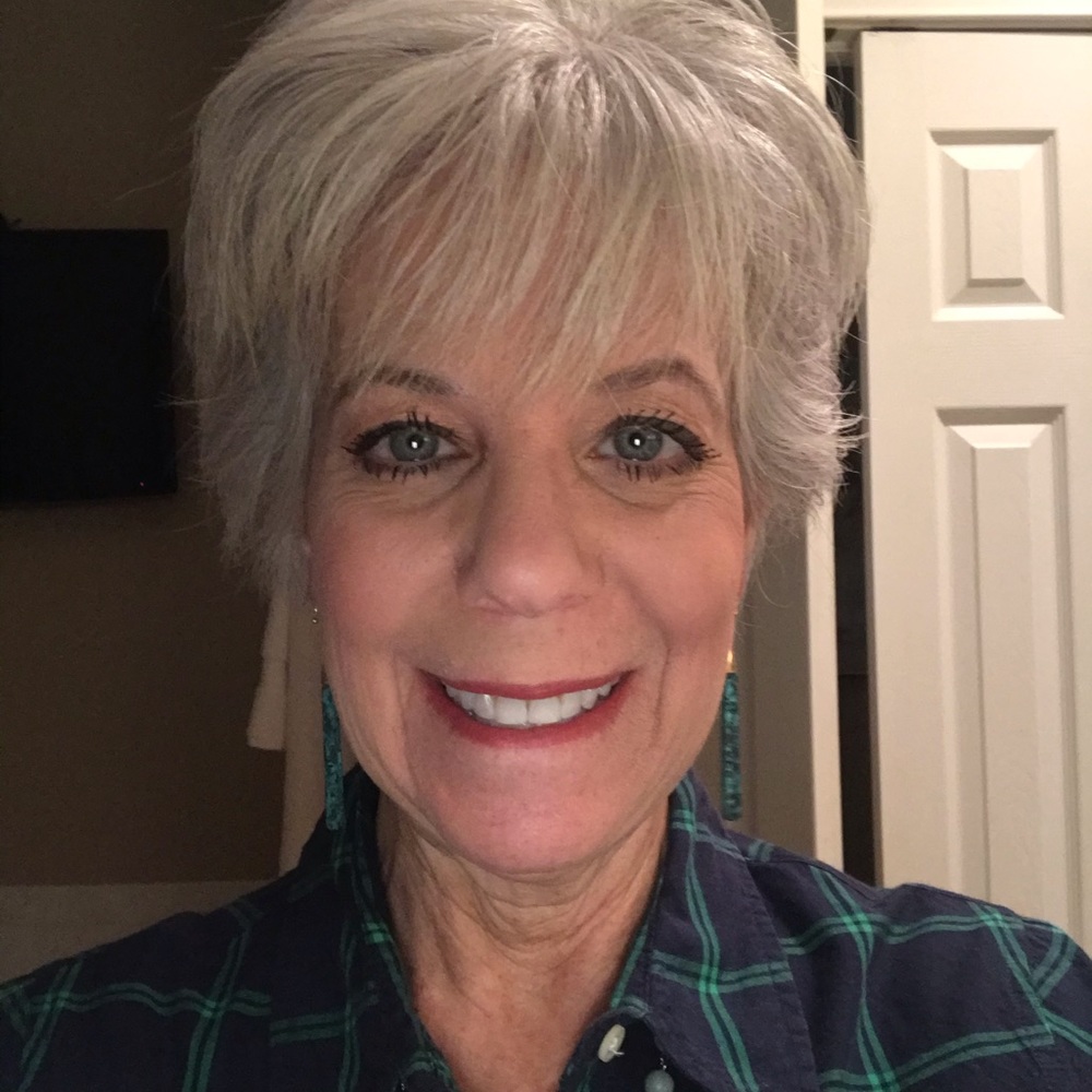 Meet your Posher, Pam